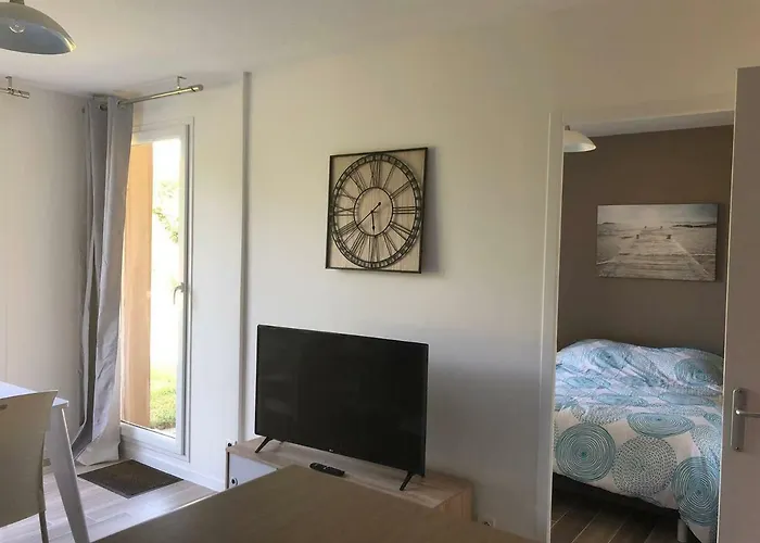 T2 Dans Avec Piscine Proche Honfleur - Deauville - Pont L'eveque Apartment Equemauville