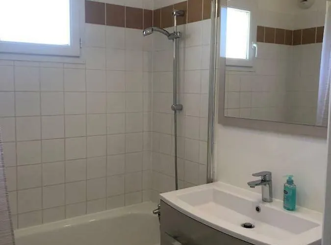 Apartment T2 Dans Avec Piscine Proche Honfleur - Deauville - Pont L'eveque Equemauville