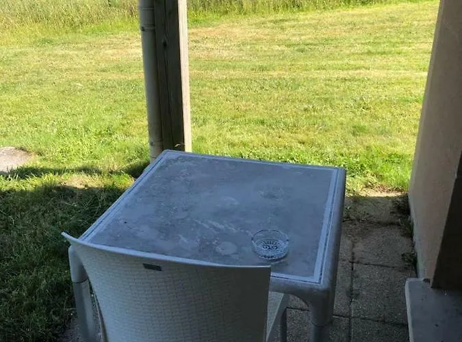 T2 Dans Avec Piscine Proche Honfleur - Deauville - Pont L'eveque Apartment Equemauville